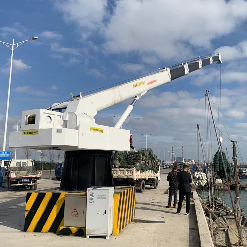 湖南湘潭甲板起重機